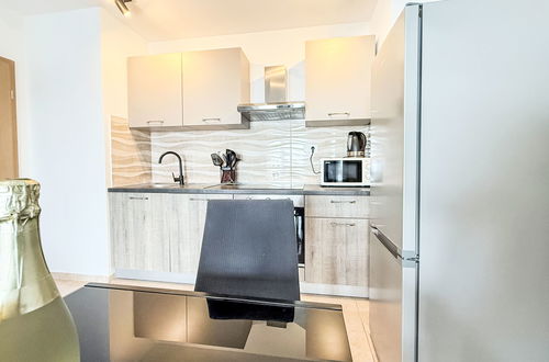 Foto 7 - Casa de 6 quartos em Jasenice com piscina privada e terraço