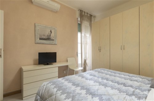 Foto 15 - Apartamento de 2 quartos em Alassio com vistas do mar