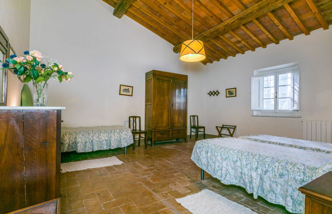 10 bedroom House in San Miniato with private pool and garden - Photo 71