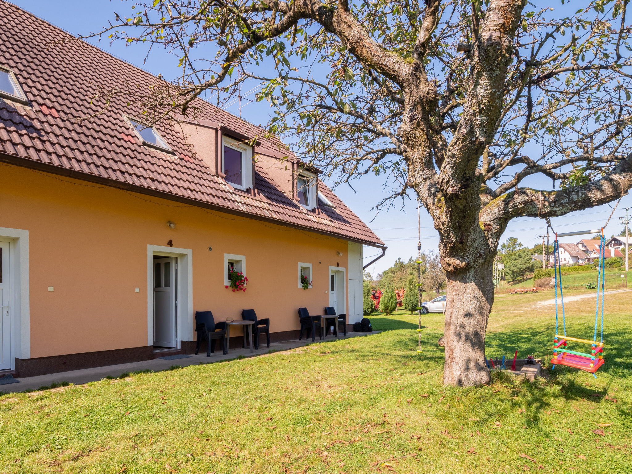 Foto 1 - Appartamento con 2 camere da letto a Rabyně con giardino