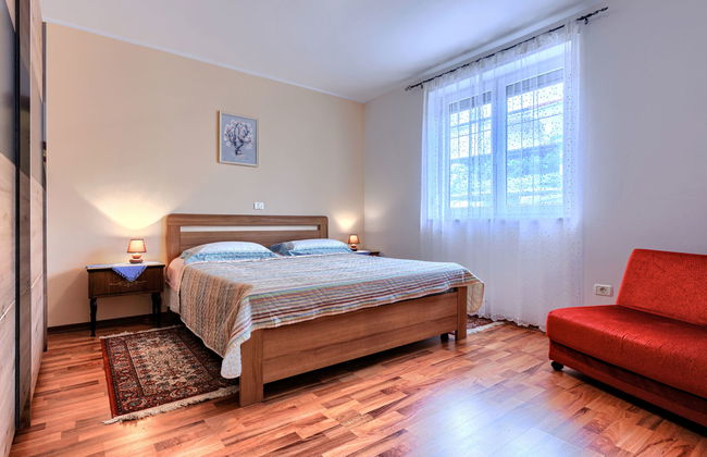 Casa de 6 quartos em Novigrad com piscina privada e jardim - Foto 27