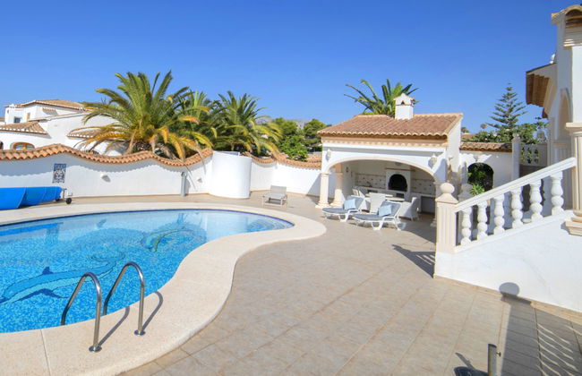 Casa de 7 quartos em Calp com piscina privada e jardim - Foto 7