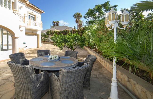 Casa de 7 quartos em Calp com piscina privada e jardim - Foto 9