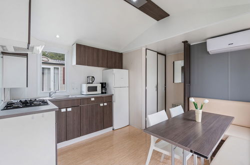 Foto 6 - Casa con 3 camere da letto a Praga con piscina e giardino