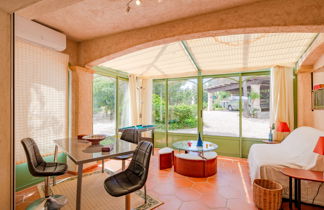 Photo 3 - 5 bedroom House in Fréjus with garden and terrace