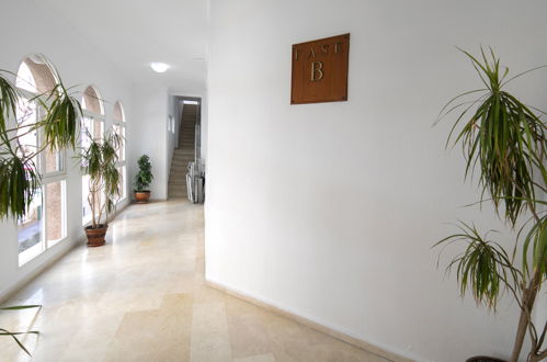 Photo 21 - 4 bedroom Apartment in Calp with terrace and sea view