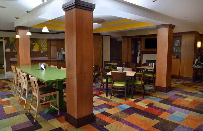 Fairfield Inn & Suites Marriott Effingham - Photo 14