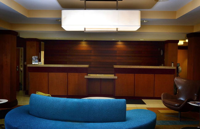 Fairfield Inn & Suites Marriott Effingham - Photo 3