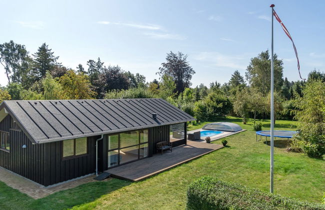 2 bedroom House in Væggerløse with private pool and terrace - Photo 11