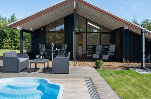 Photo 2 - Maison de 2 chambres à Væggerløse avec piscine privée et terrasse