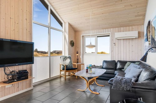 Foto 16 - Casa de 3 quartos em Klitmøller com terraço e sauna
