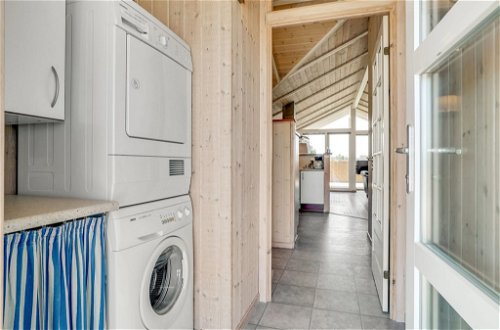 Foto 28 - Casa con 4 camere da letto a Klitmøller con terrazza e sauna