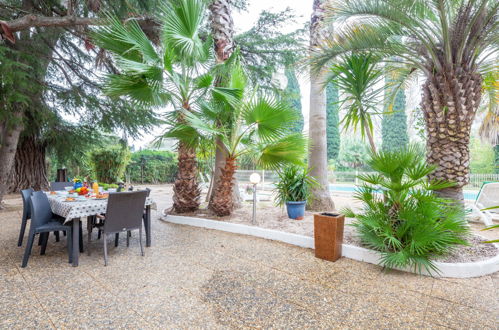 Foto 29 - Apartamento de 4 quartos em Fréjus com piscina e jardim