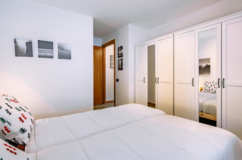 Foto 8 - Apartment mit 2 Schlafzimmern in Canazei mit blick auf die berge
