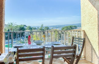 Foto 1 - Appartamento a Saint-Cyr-sur-Mer con terrazza e vista mare