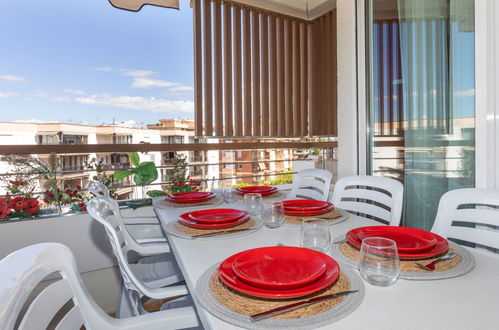 Photo 19 - 3 bedroom Apartment in Salou with garden and terrace