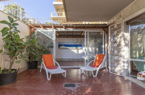 Photo 1 - 1 bedroom Apartment in Riva Ligure with garden and terrace