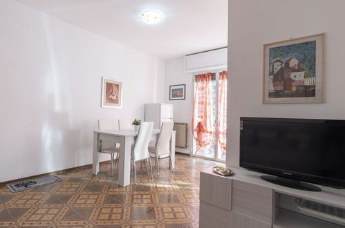 Photo 10 - 1 bedroom Apartment in Riva Ligure with garden and terrace