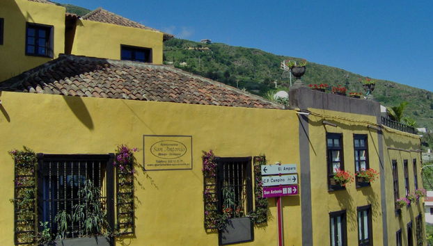 Apartamentos Monasterio de San Antonio - adults only - Foto 2