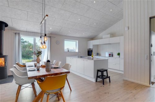 Foto 10 - Casa de 4 quartos em Klitmøller com terraço e sauna