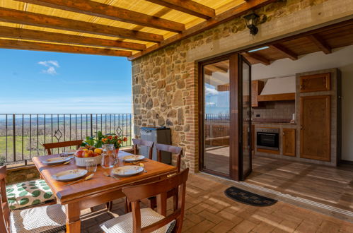 Foto 6 - Casa de 3 quartos em Scansano com terraço e vistas do mar