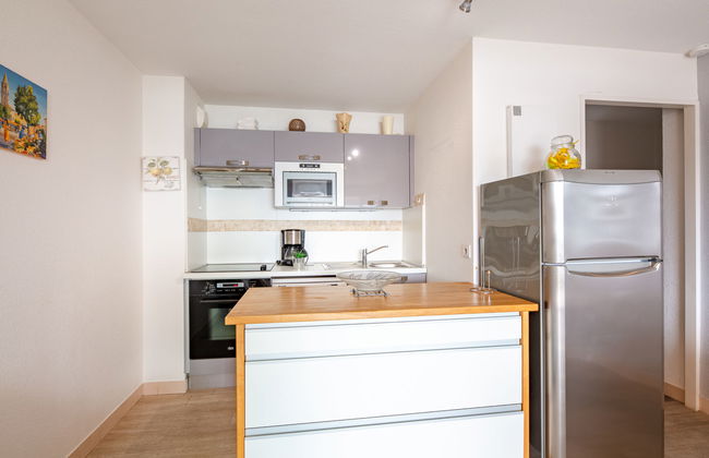 3 bedroom Apartment in Saint-Raphaël with swimming pool - Photo 10
