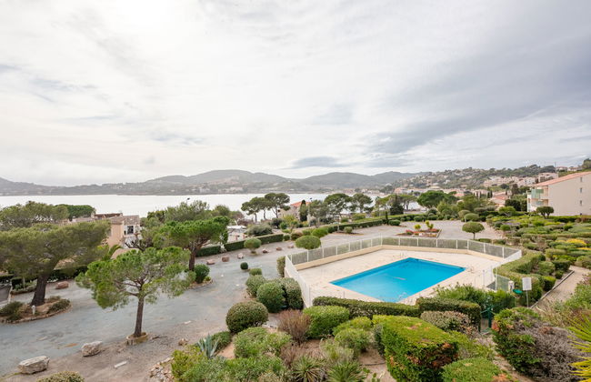 3 bedroom Apartment in Saint-Raphaël with swimming pool - Photo 22