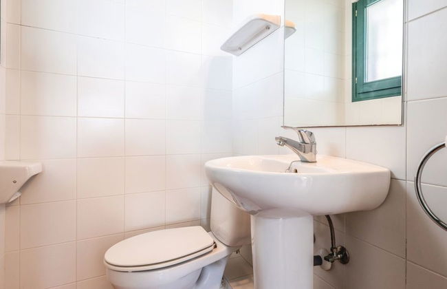 Maison de 3 chambres à l'Escala avec piscine et jardin - Photo 12
