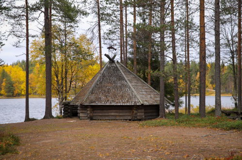 Foto 15 - Casa de 2 habitaciones en Kuusamo con sauna y vistas a la montaña