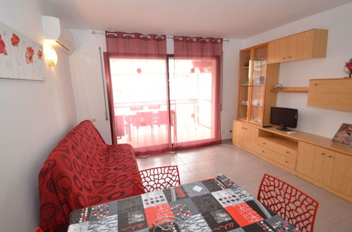 Foto 3 - Apartamento de 1 quarto em Salou com piscina e terraço