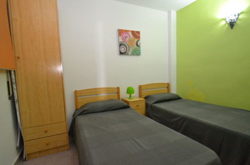 Foto 13 - Apartamento de 1 quarto em Salou com piscina e terraço