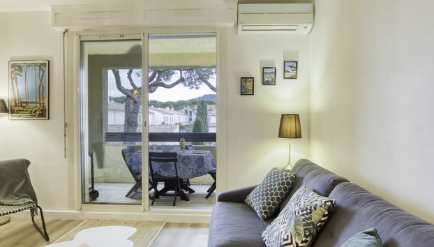 Apartment mit 2 Schlafzimmern in Saint-Cyr-sur-Mer mit terrasse - Foto 2