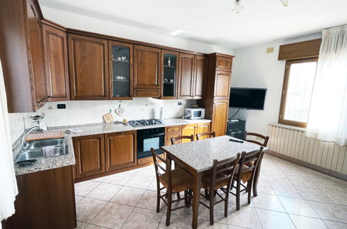 Photo 2 - 2 bedroom House in Taglio di Po with garden and hot tub