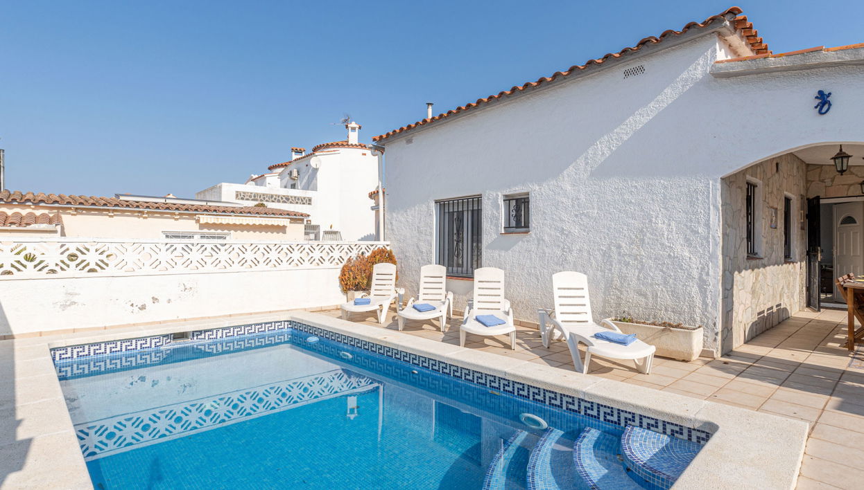 Haus mit 5 Schlafzimmern in Castelló d'Empúries mit privater pool und garten - Foto 1