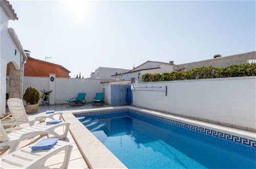 Foto 26 - Haus mit 4 Schlafzimmern in Castelló d'Empúries mit privater pool und blick aufs meer