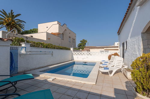 Foto 25 - Casa de 4 quartos em Castelló d'Empúries com piscina privada e jardim