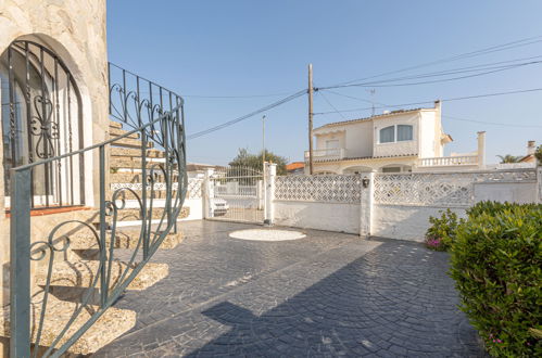 Foto 33 - Casa de 4 quartos em Castelló d'Empúries com piscina privada e vistas do mar