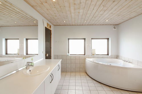 Foto 16 - Casa de 4 habitaciones en Hirtshals con terraza y sauna