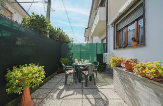 Foto 3 - Haus mit 2 Schlafzimmern in Viareggio mit garten und blick aufs meer