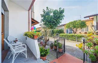 Foto 1 - Casa de 2 habitaciones en Viareggio con jardín y vistas al mar