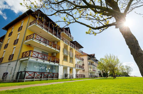 Photo 32 - Appartement de 1 chambre à Balatonőszöd avec terrasse et vues sur la montagne