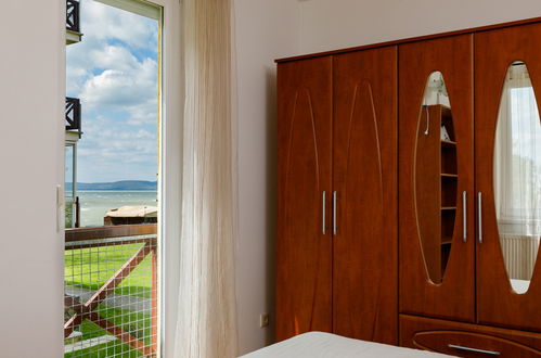 Foto 7 - Apartamento de 1 quarto em Balatonőszöd com terraço e vista para a montanha