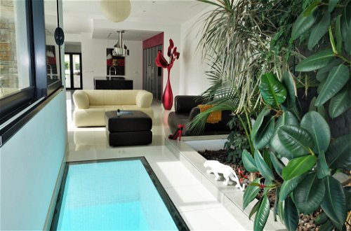 Foto 8 - Casa de 4 quartos em Fréjus com piscina privada e vistas do mar