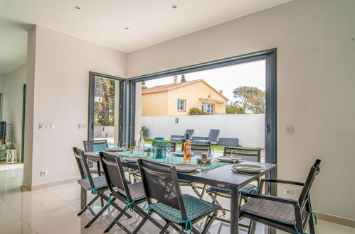 Photo 10 - Maison de 4 chambres à Fréjus avec piscine privée et jardin