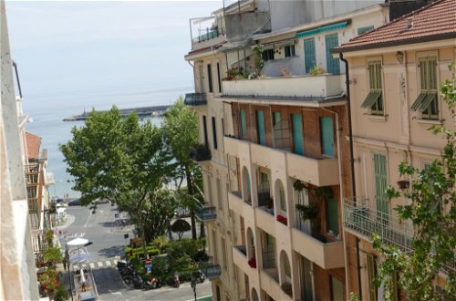 Foto 1 - Apartamento de 2 quartos em Sanremo com vistas do mar