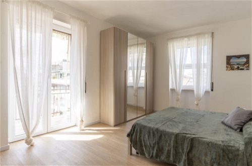 Photo 18 - Appartement de 2 chambres à Sanremo avec vues à la mer