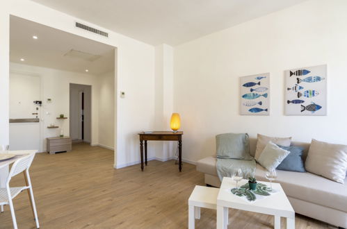 Foto 11 - Apartamento de 2 quartos em Sanremo com vistas do mar