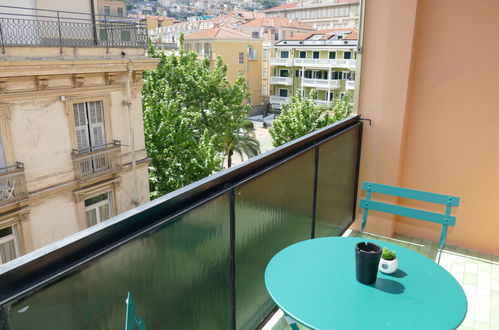 Foto 2 - Apartamento de 2 quartos em Sanremo com jardim