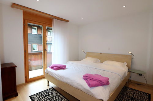 Foto 9 - Appartamento con 3 camere da letto a Saas-Fee