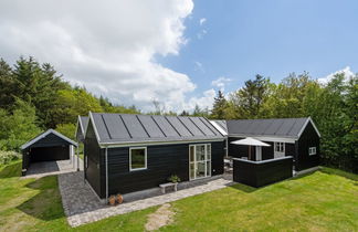 Photo 2 - Maison de 3 chambres à Farsø avec terrasse et bain à remous